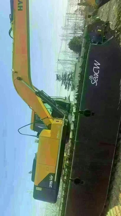 Buy Hyundai R215VSN Used Excavator / 1
