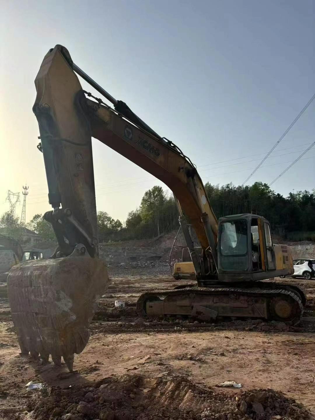 Buy XCMG XE370 Used Excavator / 1
