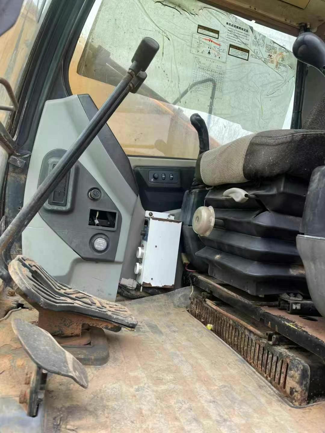 Buy Hyundai R215-7 Used Excavator / 9 Used Hyundai R215-7 Excavator 2013 Model / 9