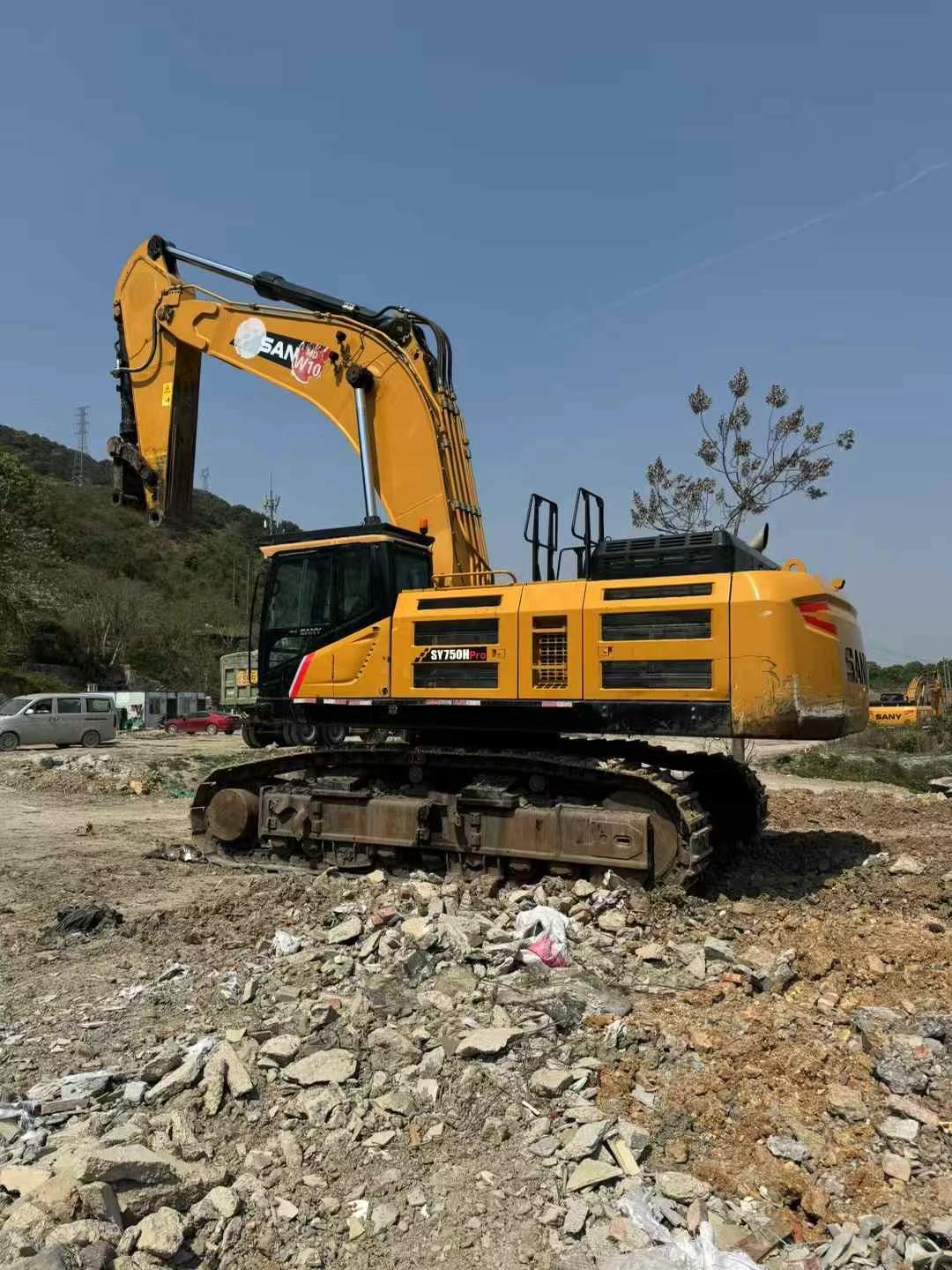 Buy Sany SY750H Used Excavator / 1