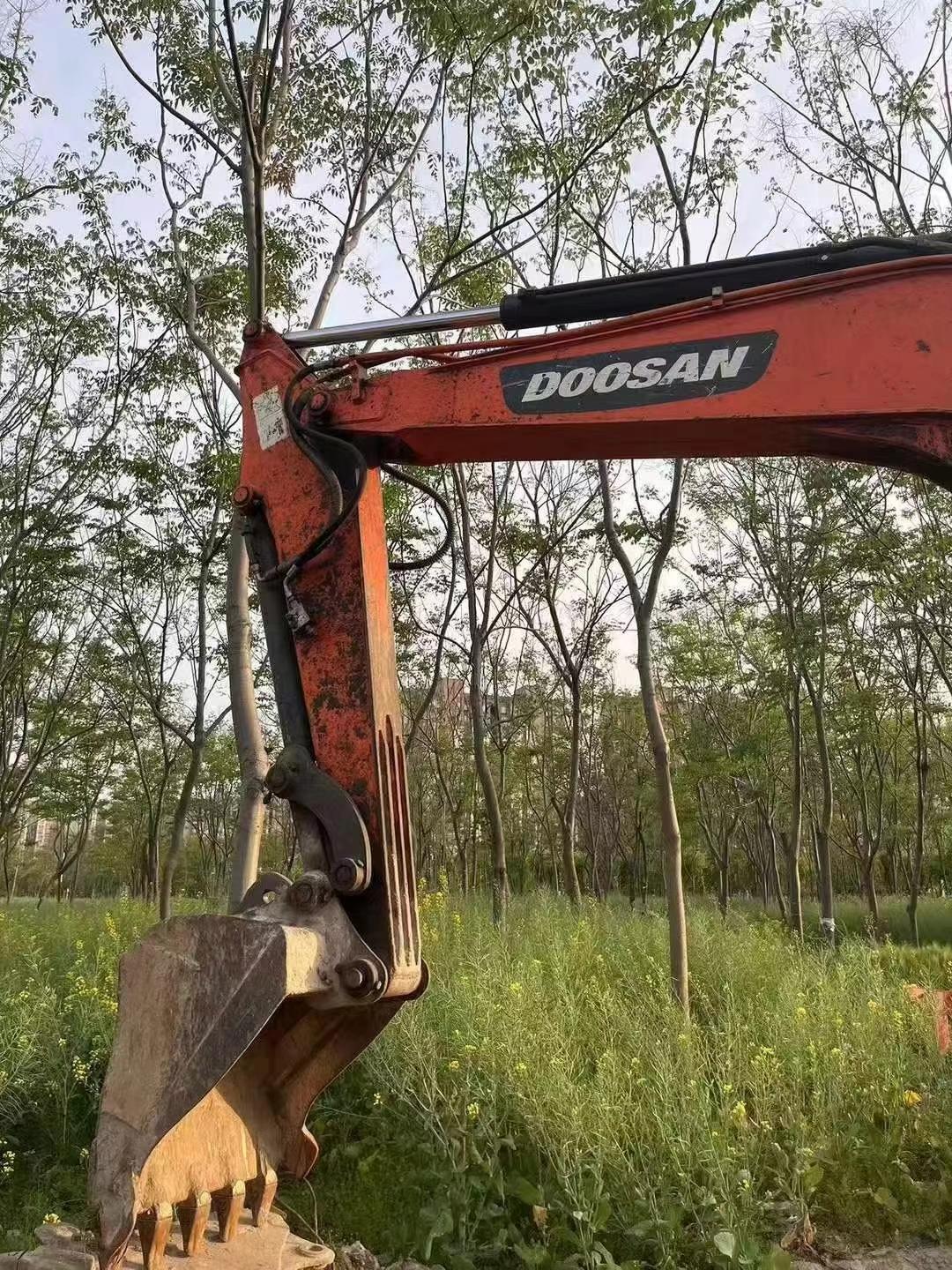 Buy Doosan DH55 Used Excavator / 4 Used Doosan DH55 Excavator 2016 Model / 4