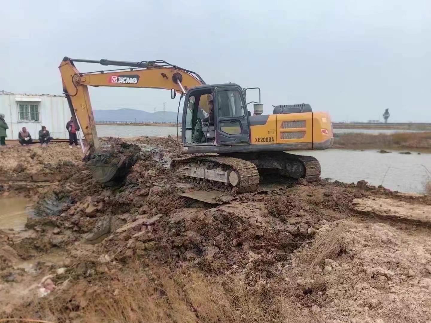 Buy XCMG LW200 Used Excavator / 1