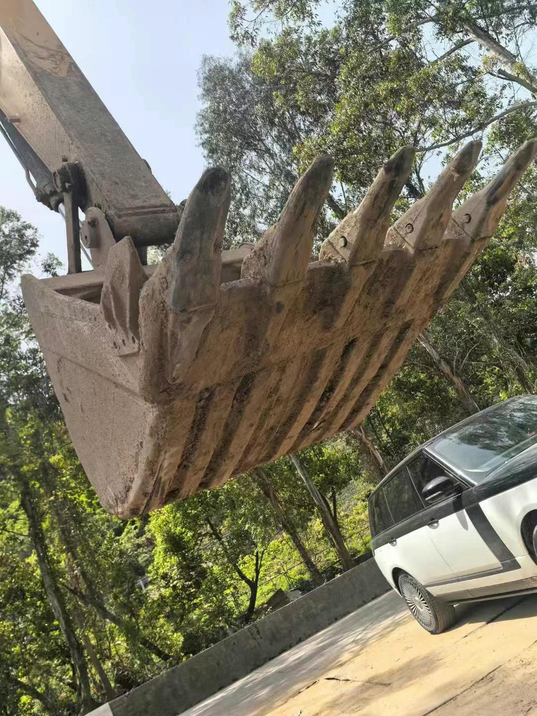 Buy XCMG XE3000 Used Excavator / 3 Used XCMG XE3000 Excavator 2021 Model / 3