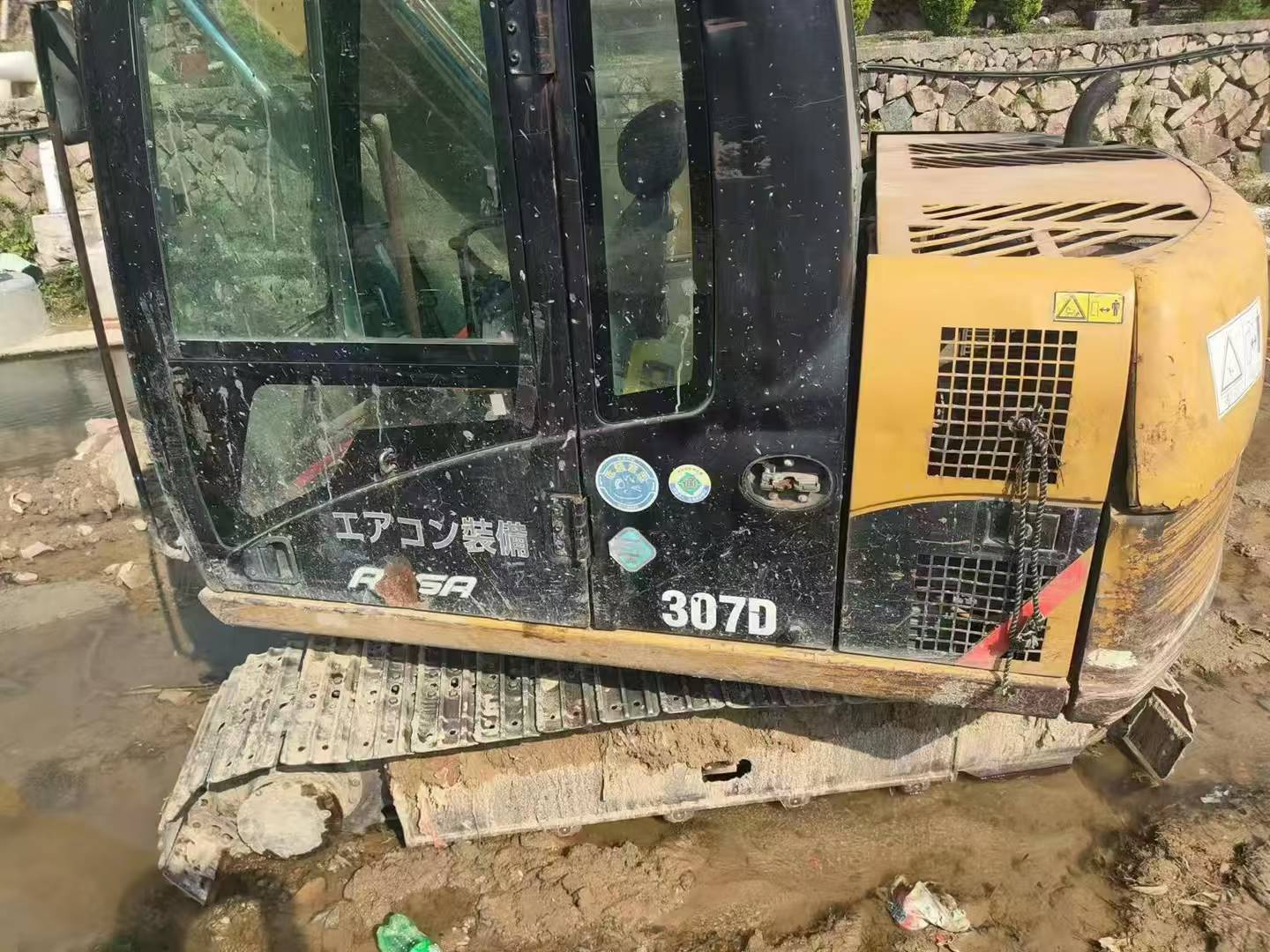 Buy Caterpillar 307V2 Used Excavator / 1