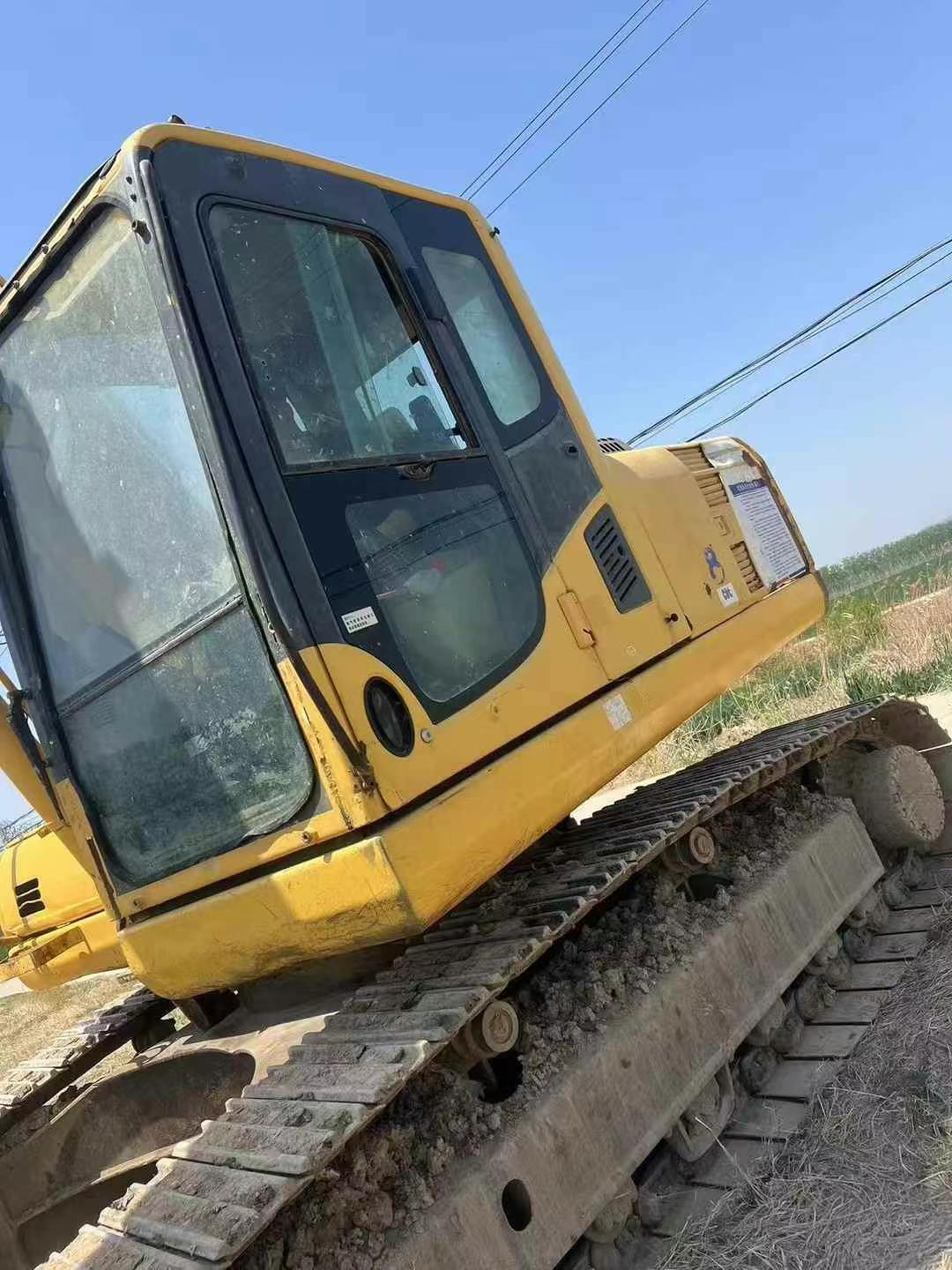 Buy Komatsu PC200-8 Used Excavator / 2 Used Komatsu PC200-8 Excavator 2010 Model / 2