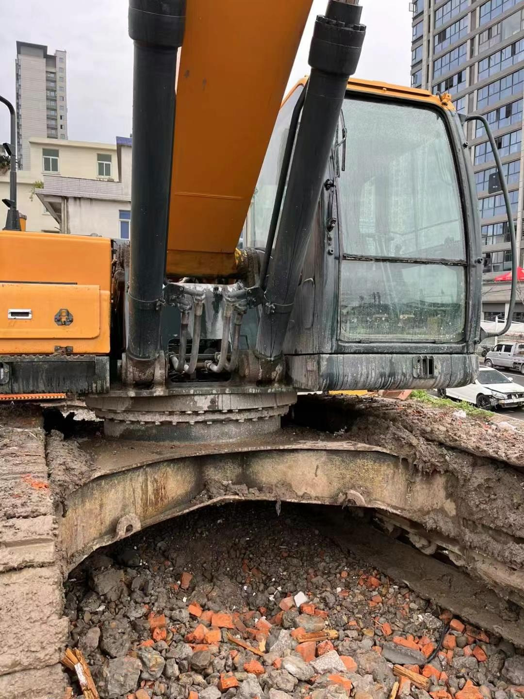 Buy Hyundai 350LC-9V Used Excavator / 6 Used Hyundai 350LC-9V Excavator 2020 Model / 6