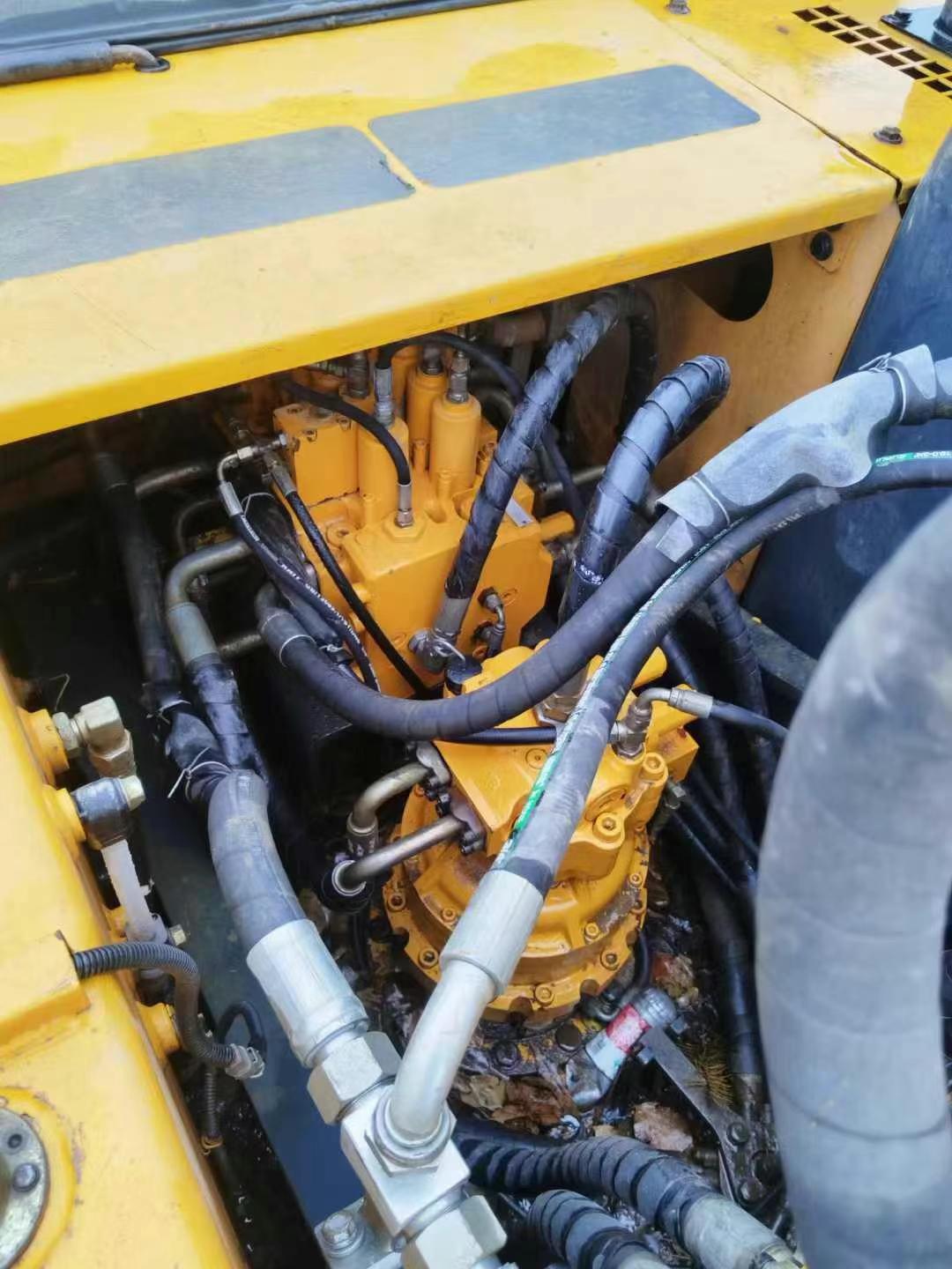 Buy Hyundai R215VSN Used Excavator / 8 Used Hyundai R215VSN Excavator 2020 Model / 8