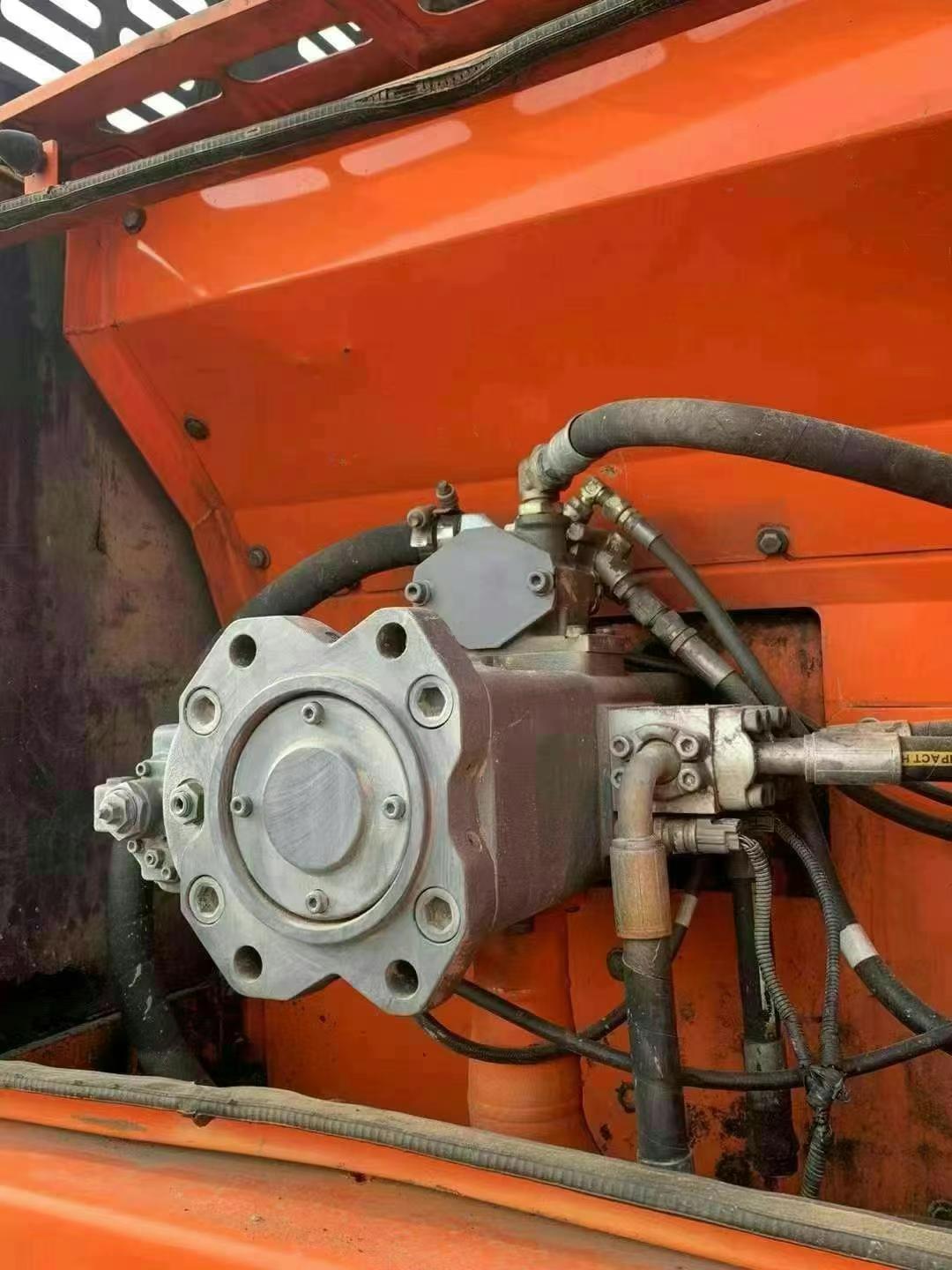 Buy Doosan DH220 Used Excavator / 3 Used Doosan DH220 Excavator 2014 Model / 3