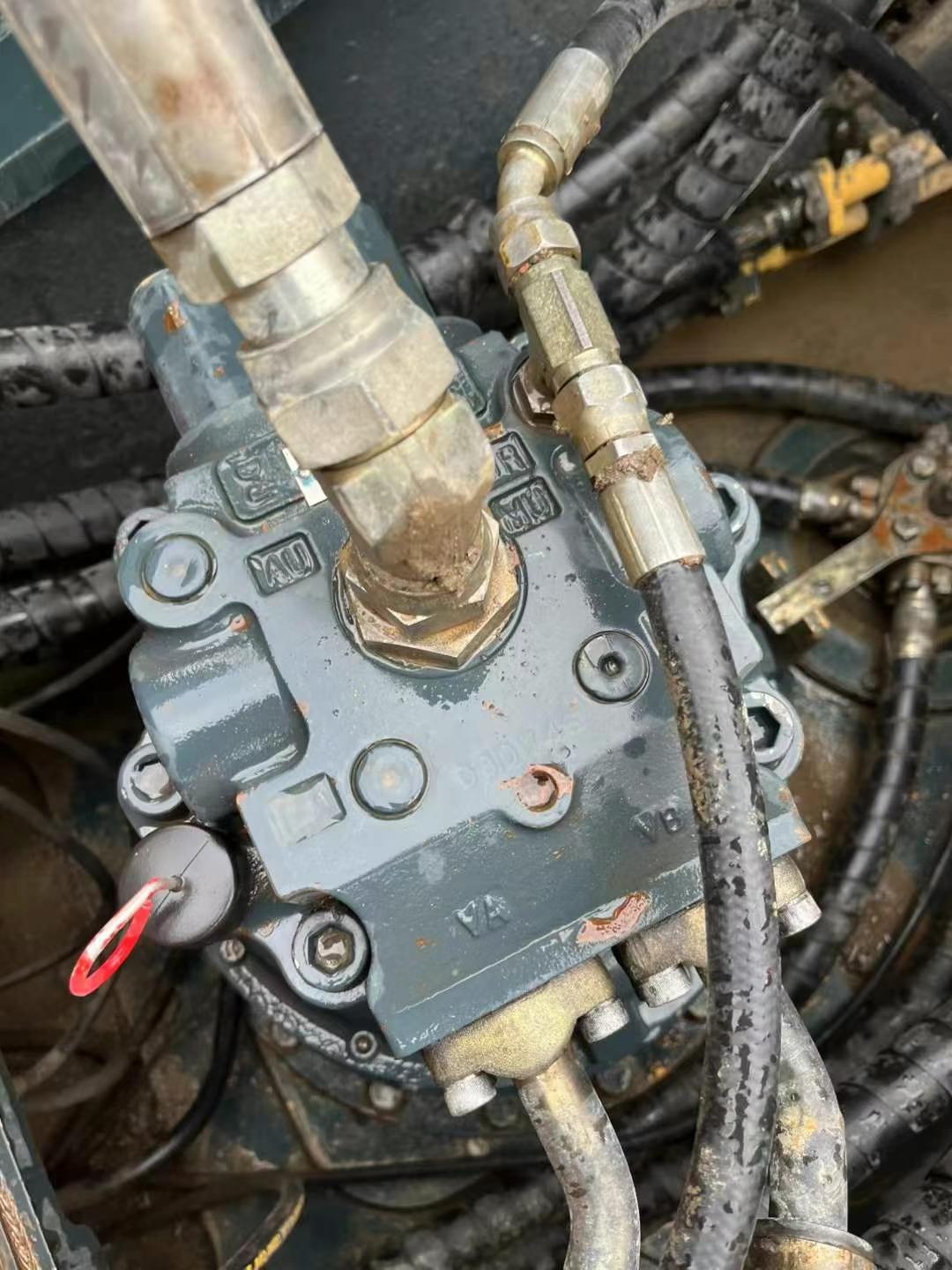 Buy Hyundai 350LC-9V Used Excavator / 1