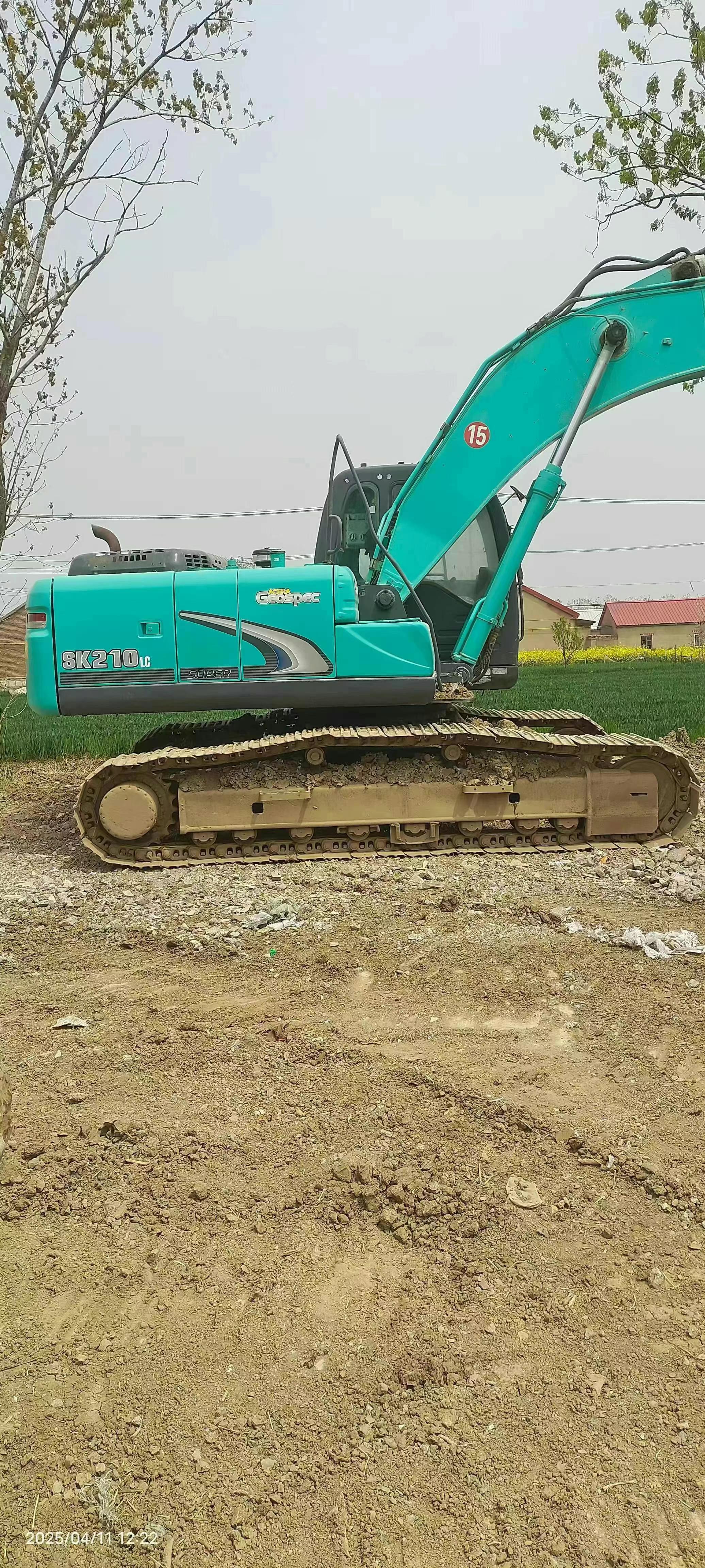 Buy Kobelco SK210 Used Excavator / 4 Used Kobelco SK210 Excavator 2013 Model / 4