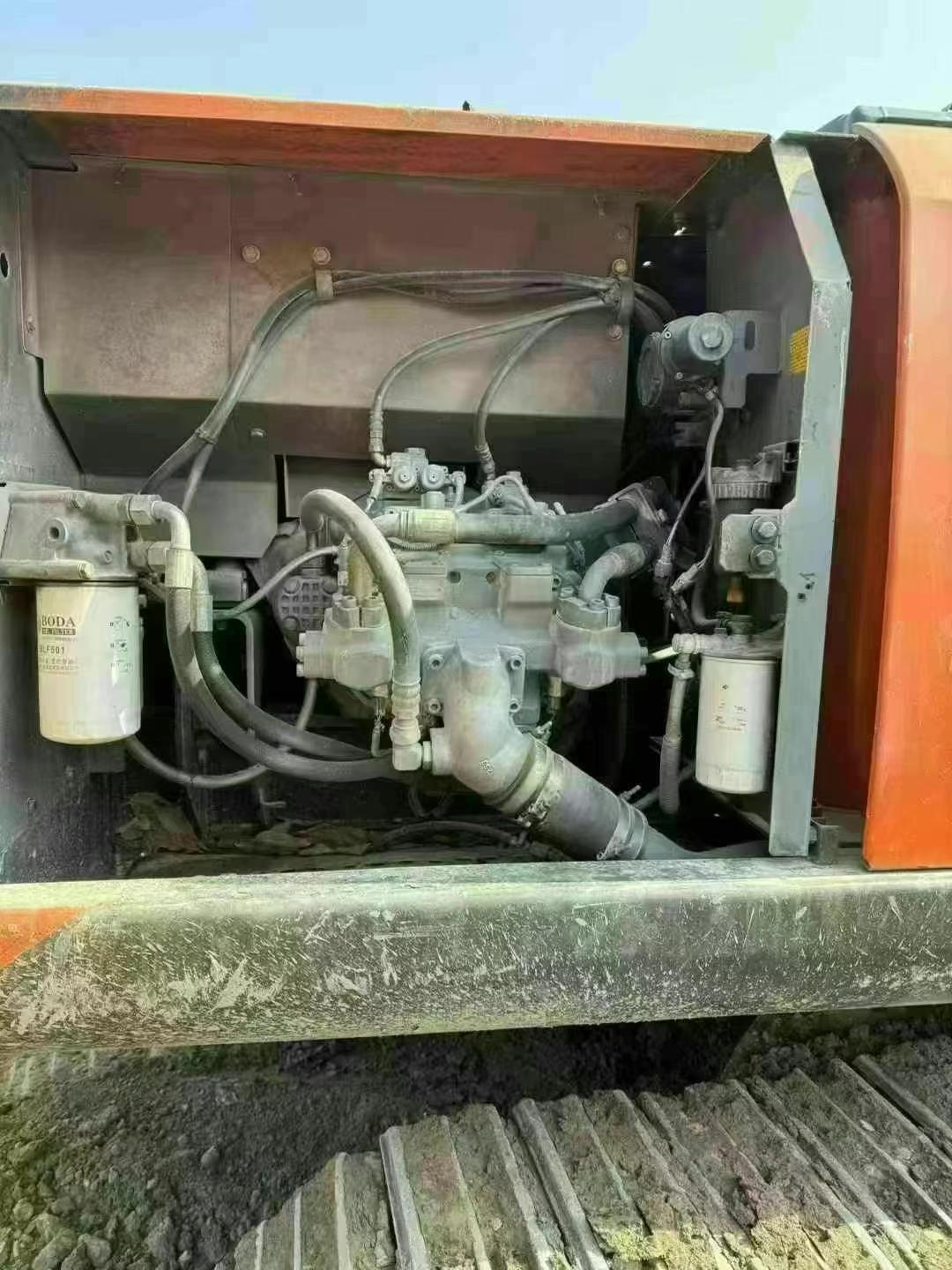 Buy Hitachi ZAXIS200 Used Excavator / 7 Used Hitachi ZAXIS200 Excavator 2016 Model / 7