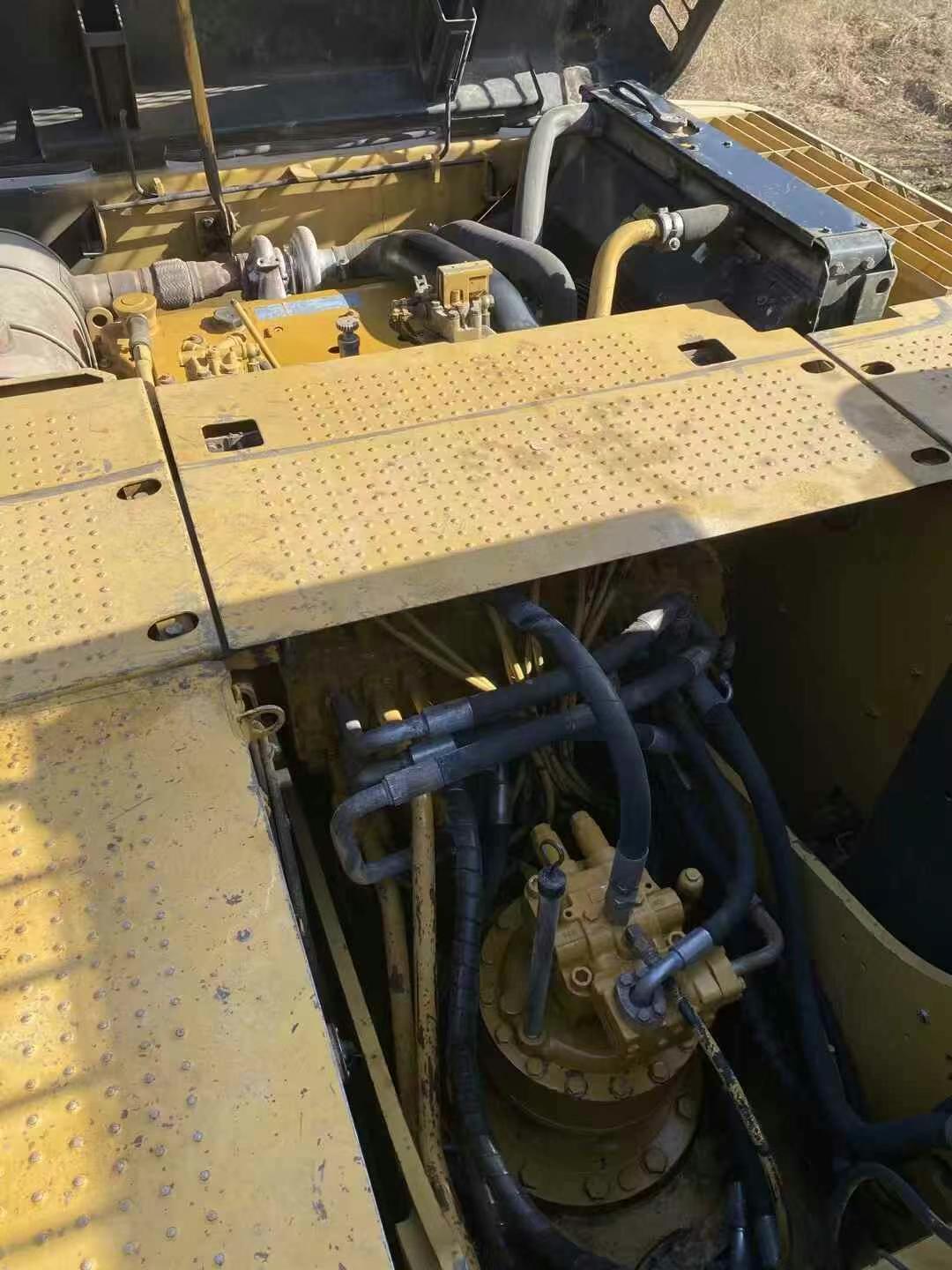 Buy Caterpillar 323 Used Excavator / 3 Used Caterpillar 323 Excavator 2016 Model / 3