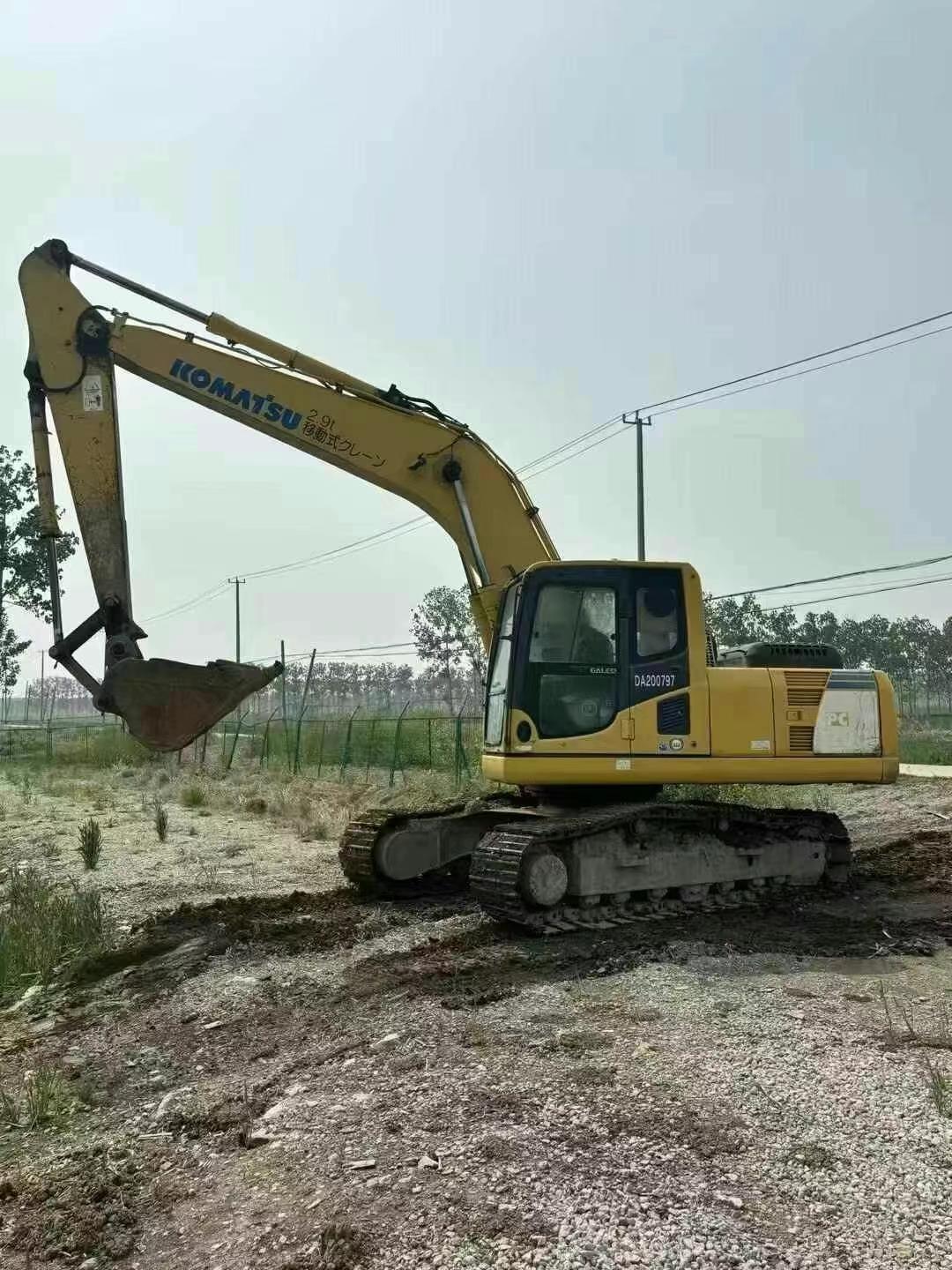 Buy Komatsu PC200-8N1 Used Excavator / 1