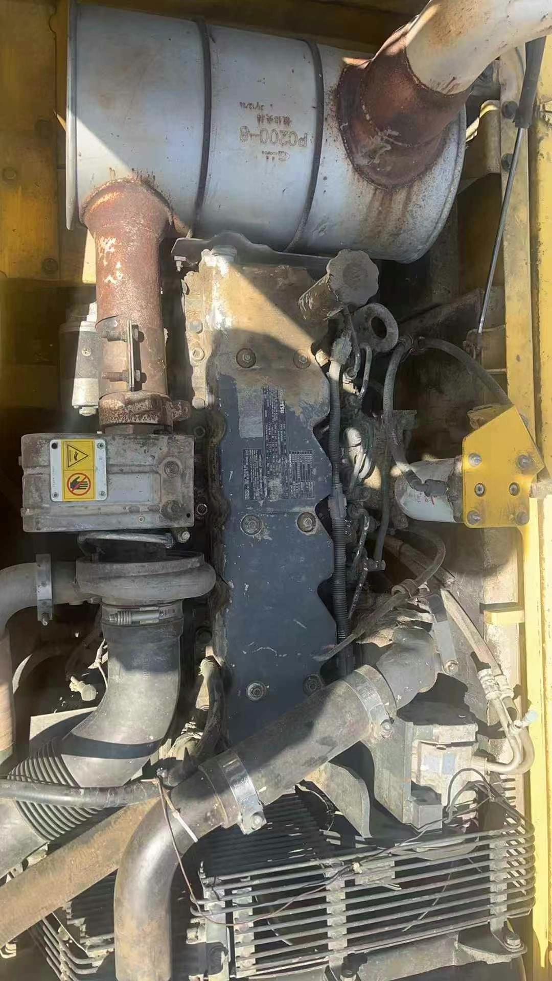 Buy Komatsu PC200-8 Used Excavator / 4 Used Komatsu PC200-8 Excavator 2010 Model / 4