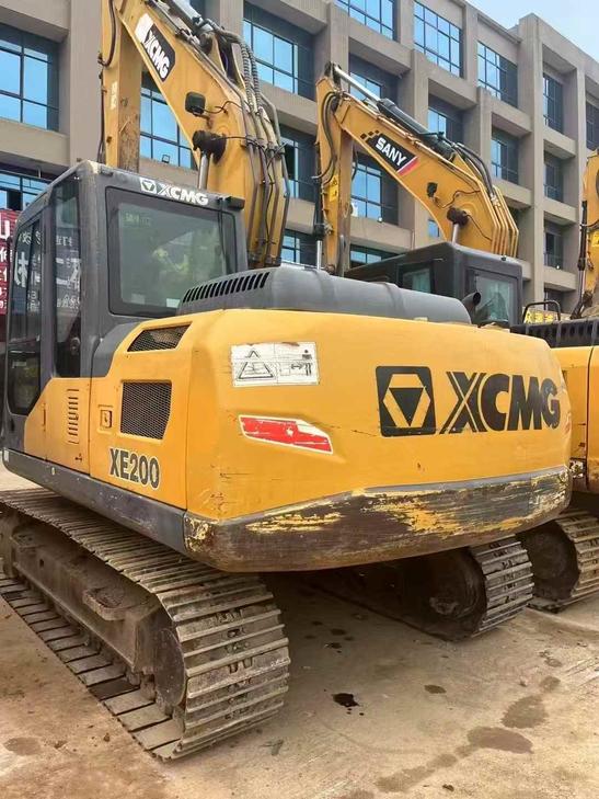 Buy XCMG XE135GA Used Excavator / 1