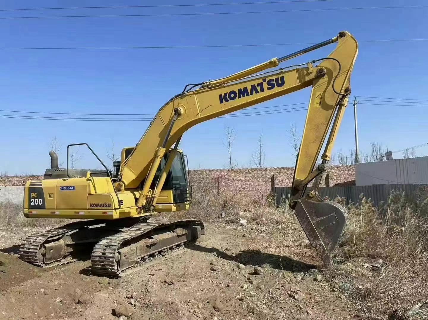 Buy Komatsu PC200 Used Excavator / 4 Used Komatsu PC200 Excavator 2016 Model / 4