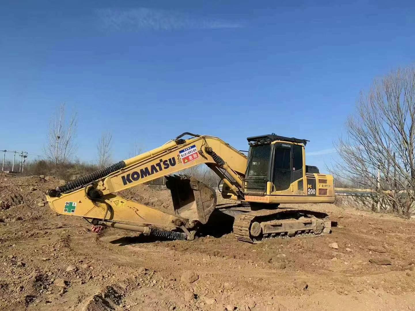 Buy Komatsu PC200 Used Excavator / 1