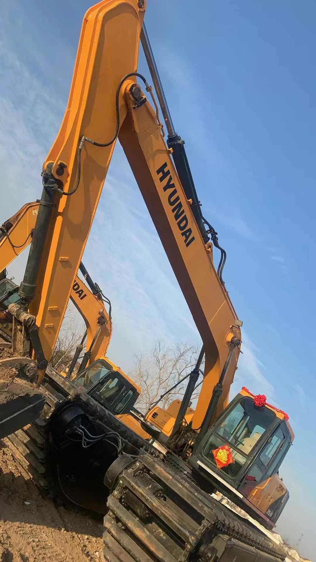 Buy Hyundai R215VSN Used Excavator / 6 Used Hyundai R215VSN Excavator 2018 Model / 6