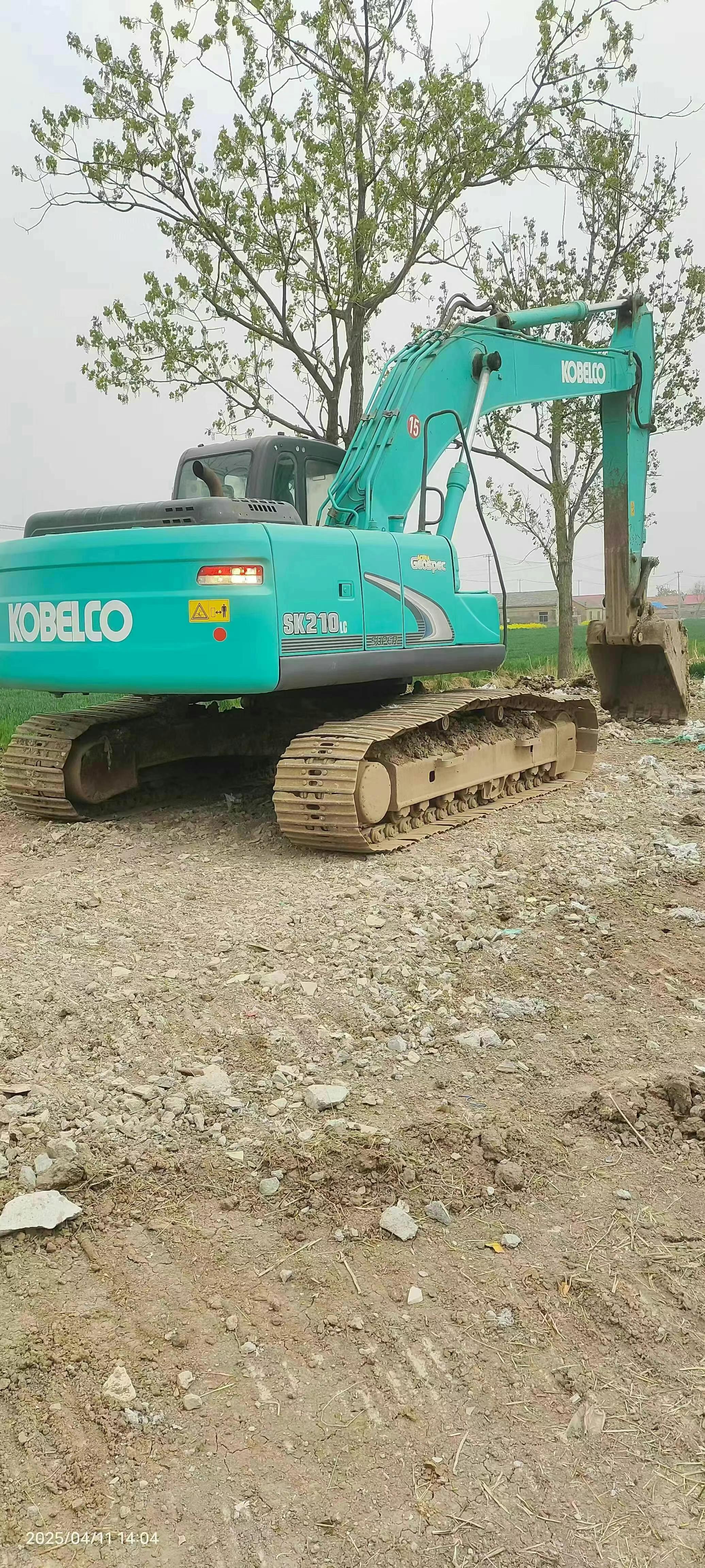Buy Kobelco SK210 Used Excavator / 3 Used Kobelco SK210 Excavator 2013 Model / 3