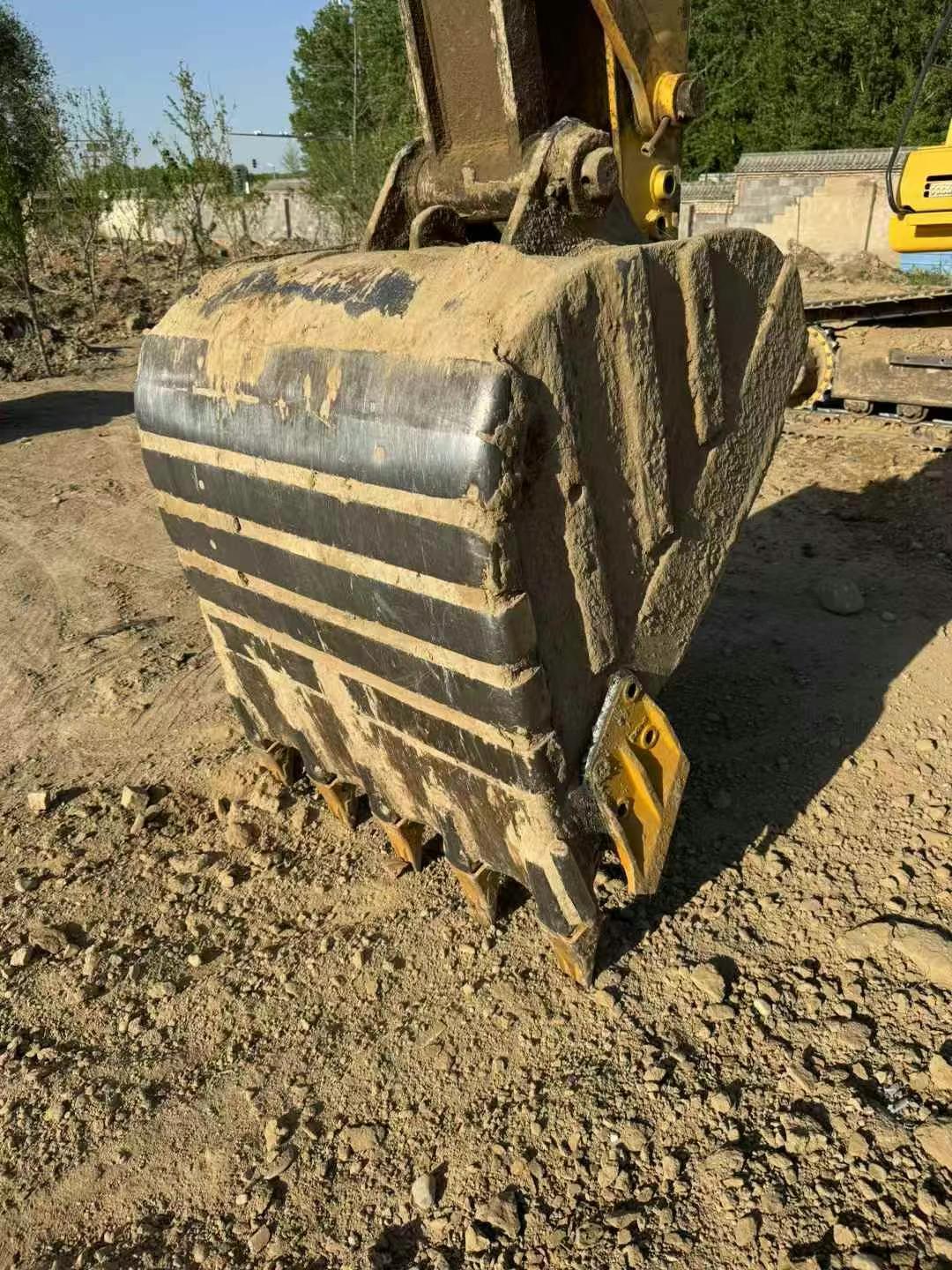 Buy Komatsu PC200 Used Excavator / 8 Used Komatsu PC200 Excavator 2016 Model / 8