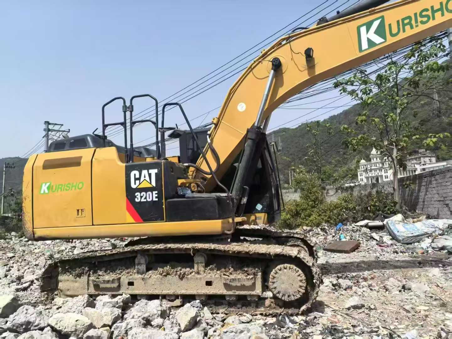 Buy Caterpillar 320E Used Excavator / 8 Used Caterpillar 320E Excavator 2016 Model / 8