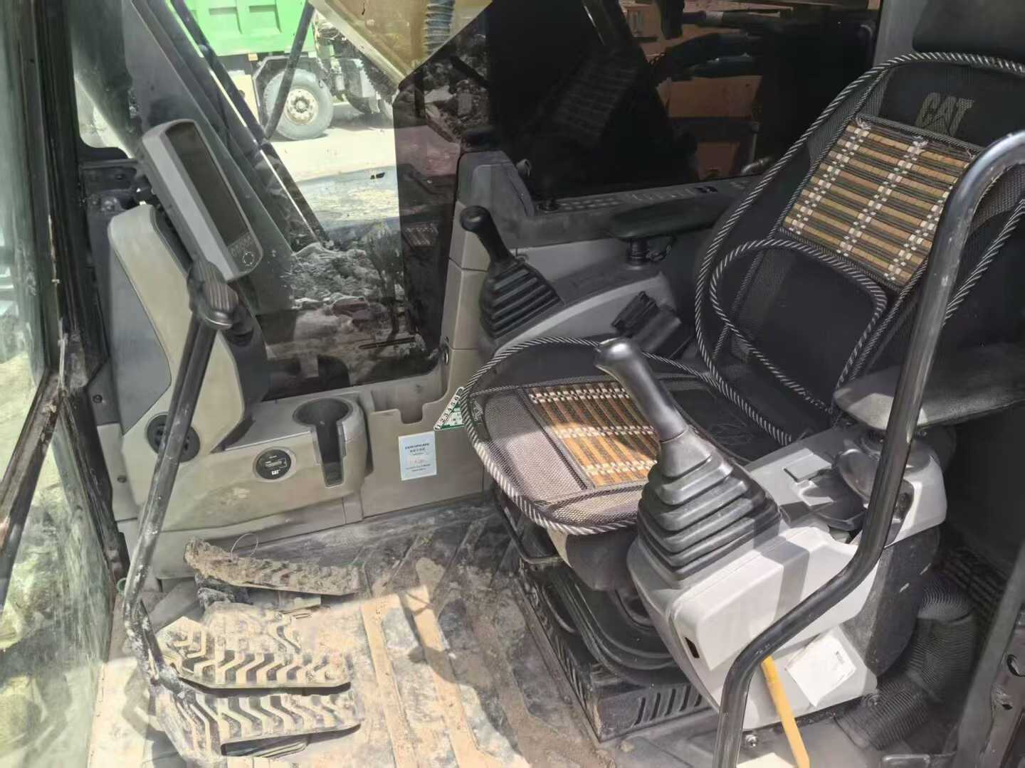 Buy Caterpillar 320E Used Excavator / 8 Used Caterpillar 320E Excavator 2016 Model / 8