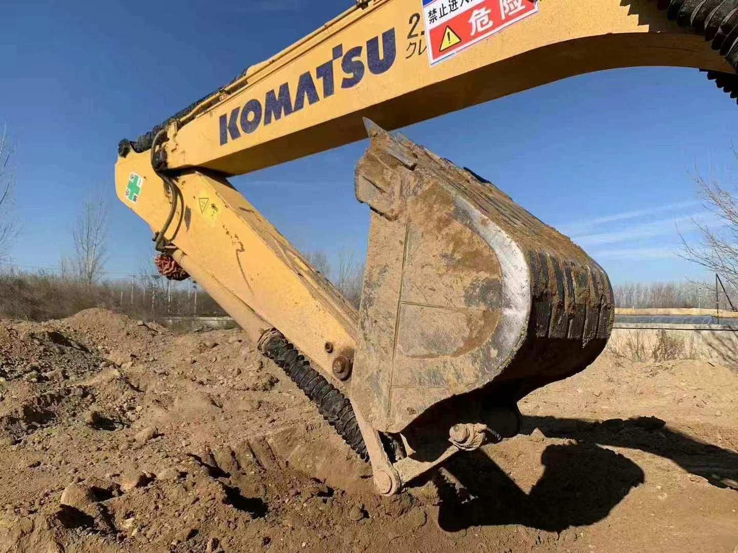 Buy Komatsu PC200 Used Excavator / 8 Used Komatsu PC200 Excavator 2016 Model / 8