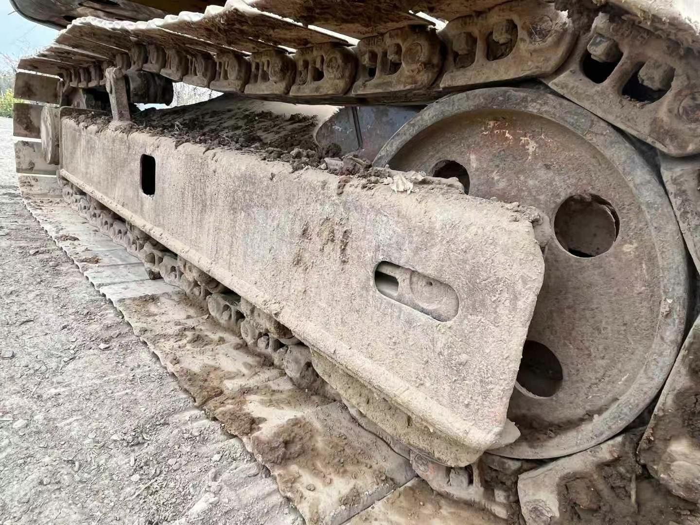 Buy Komatsu PC60-7 Used Excavator / 8 Used Komatsu PC60-7 Excavator 2010 Model / 8