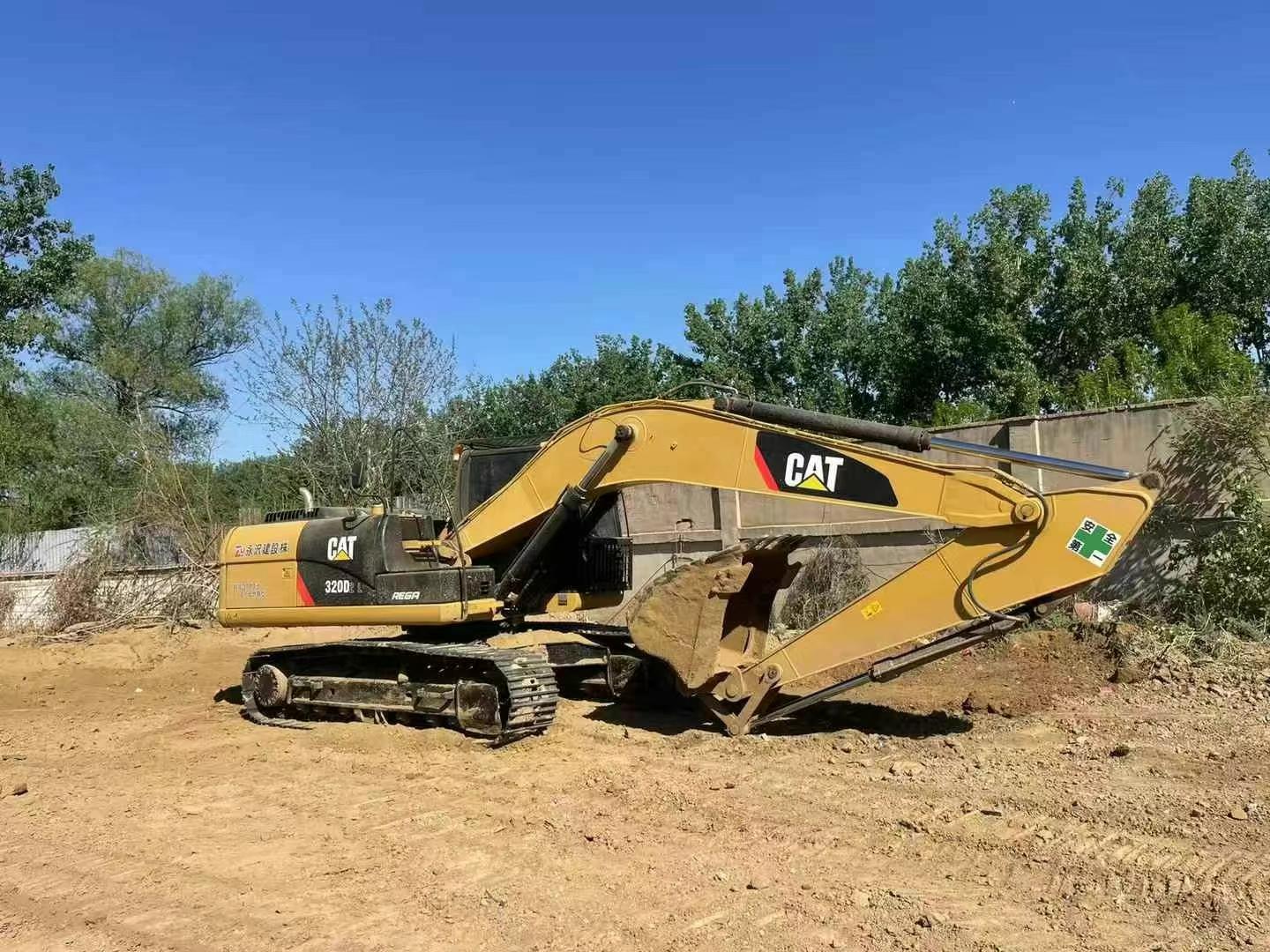 Buy Caterpillar 320D Used Excavator / 3 Used Caterpillar 320D Excavator 2016 Model / 3