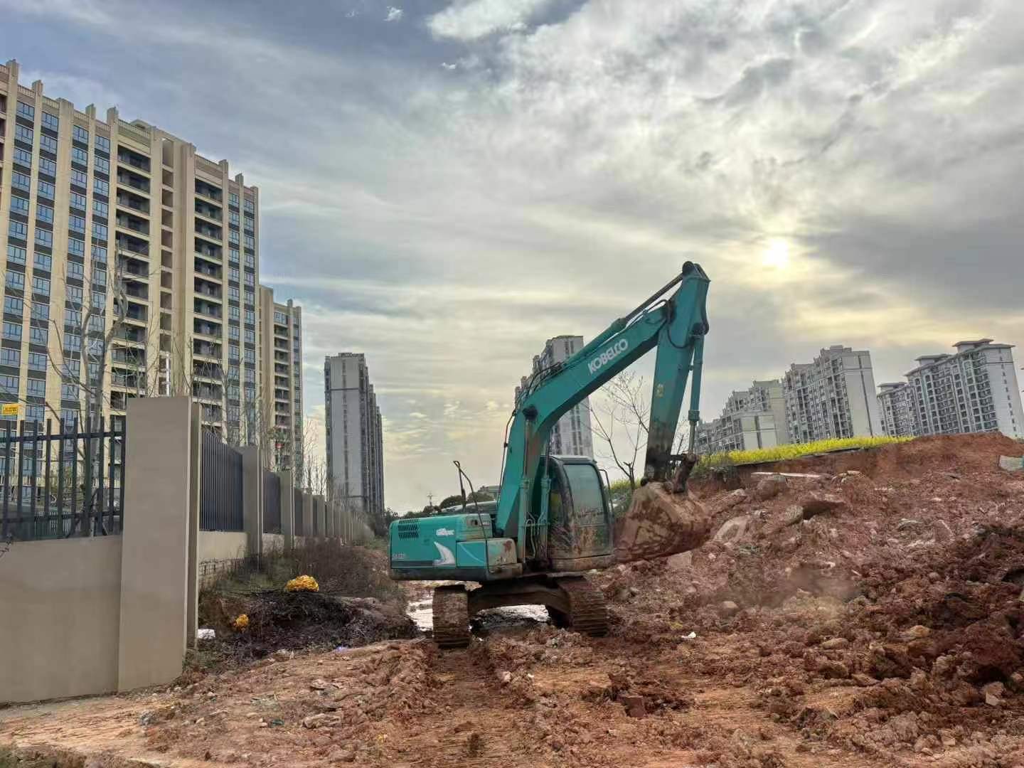 Buy Kobelco SK130 Used Excavator / 3 Used Kobelco SK130 Excavator 2019 Model / 3