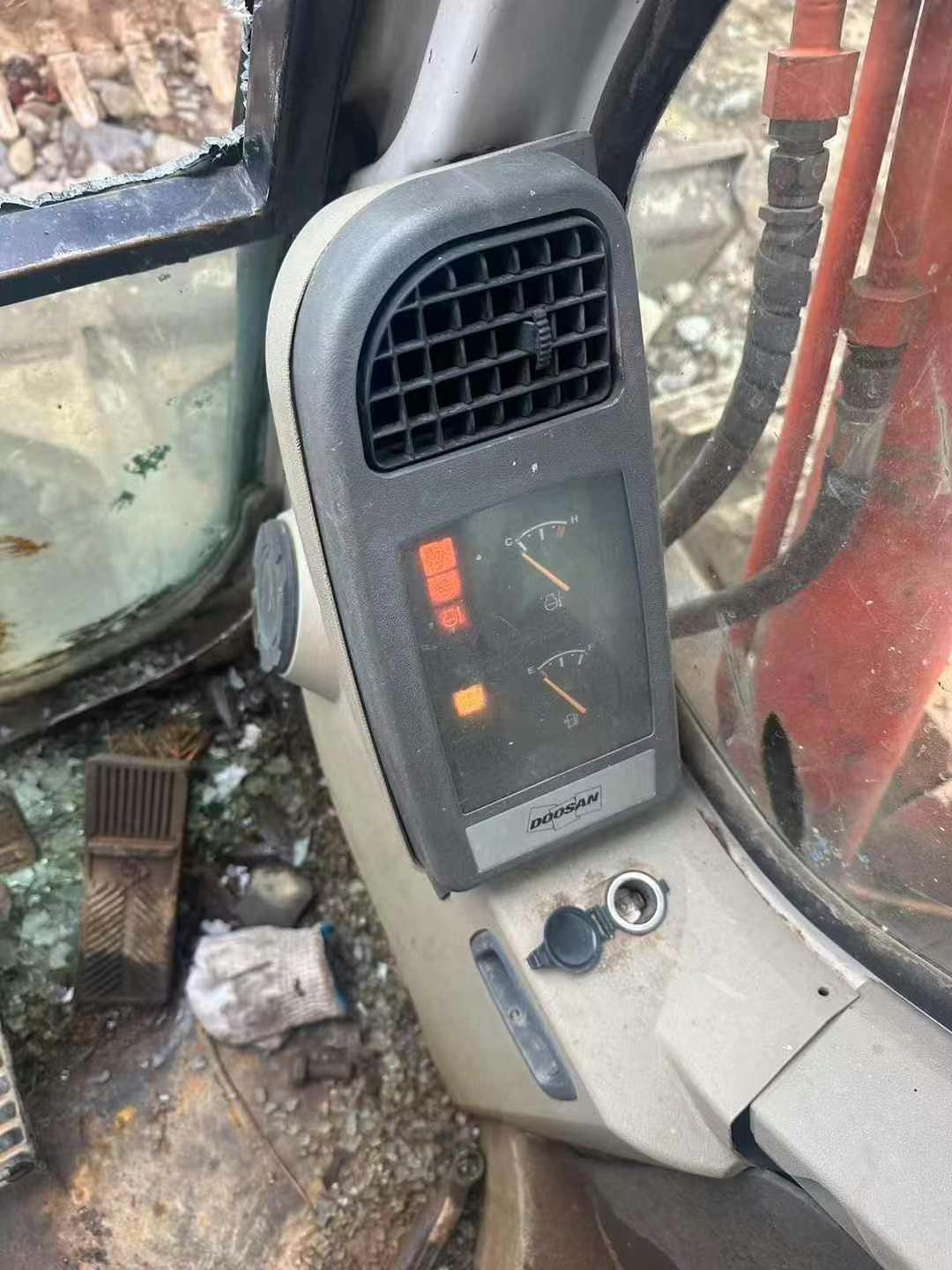 Buy Doosan DX80 Used Excavator / 6 Used Doosan DX80 Excavator 2016 Model / 6