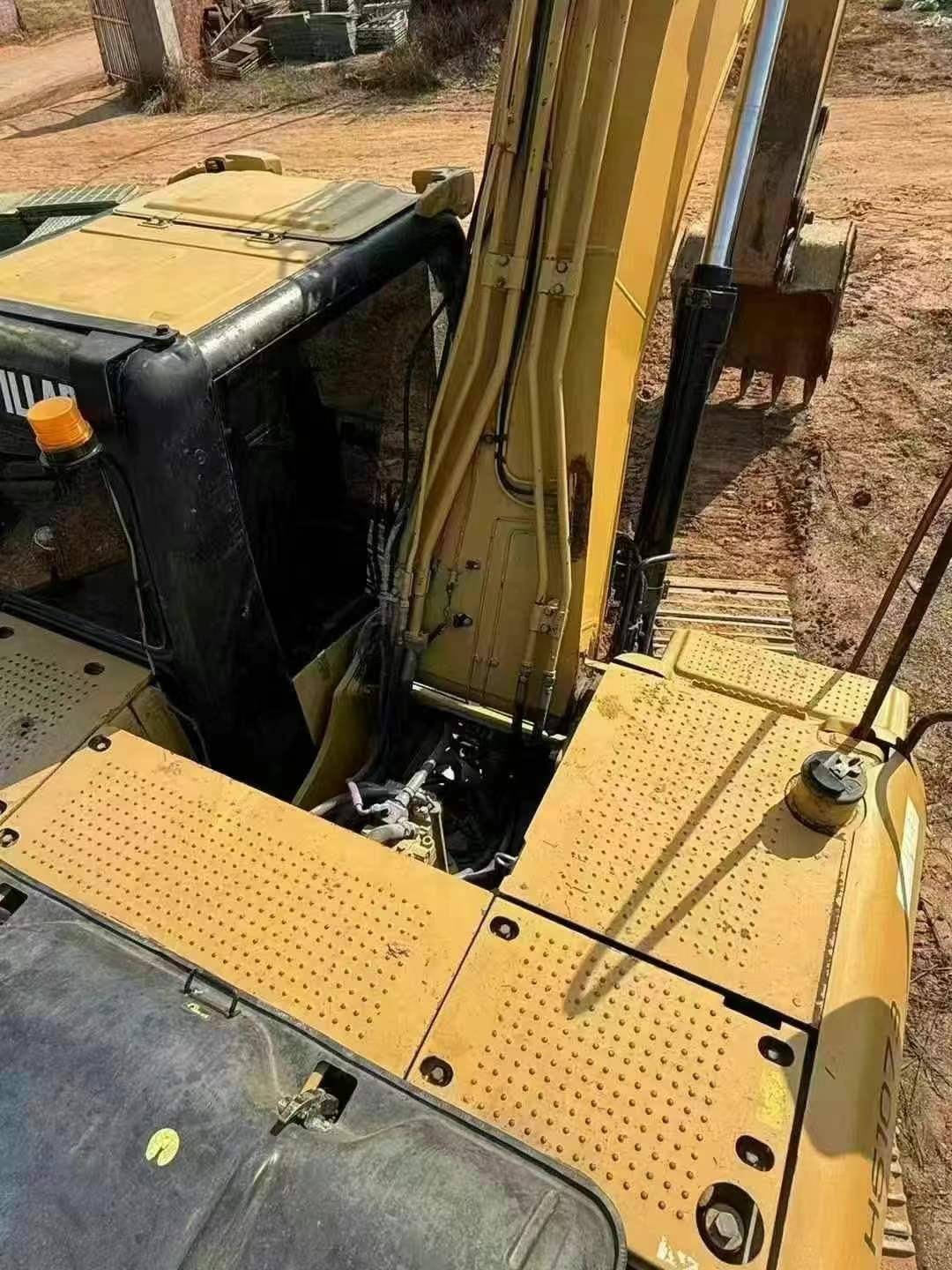 Buy Caterpillar 320D Used Excavator / 4 Used Caterpillar 320D Excavator 2016 Model / 4