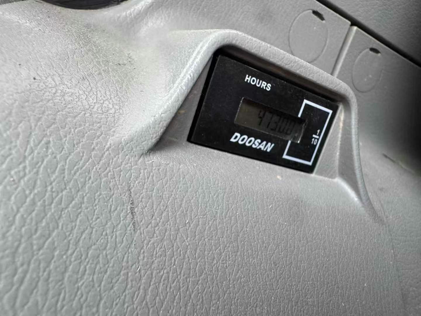 Buy Doosan DX80 Used Excavator / 5 Used Doosan DX80 Excavator 2020 Model / 5