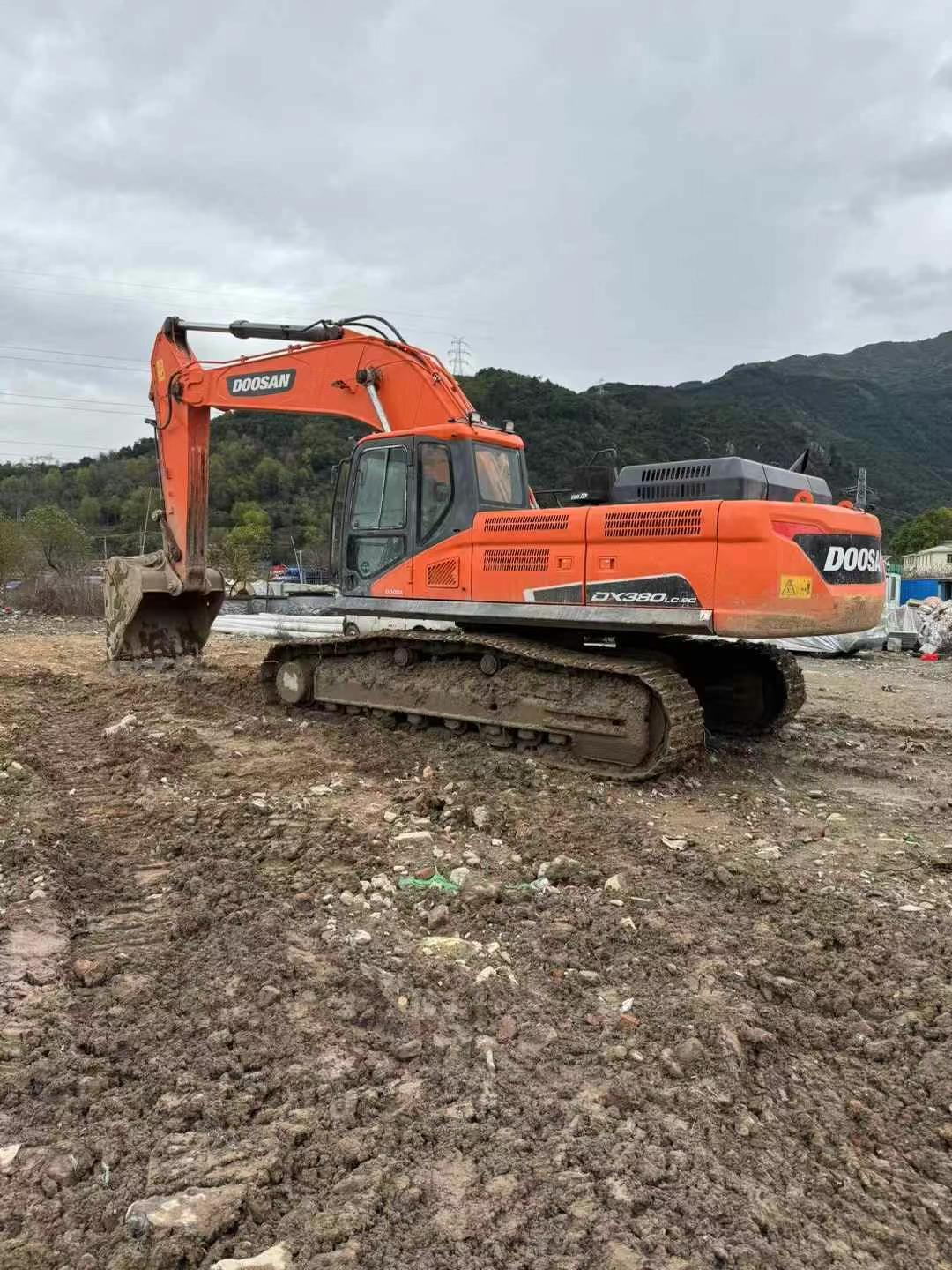 Buy Doosan DX80 Used Excavator / 1