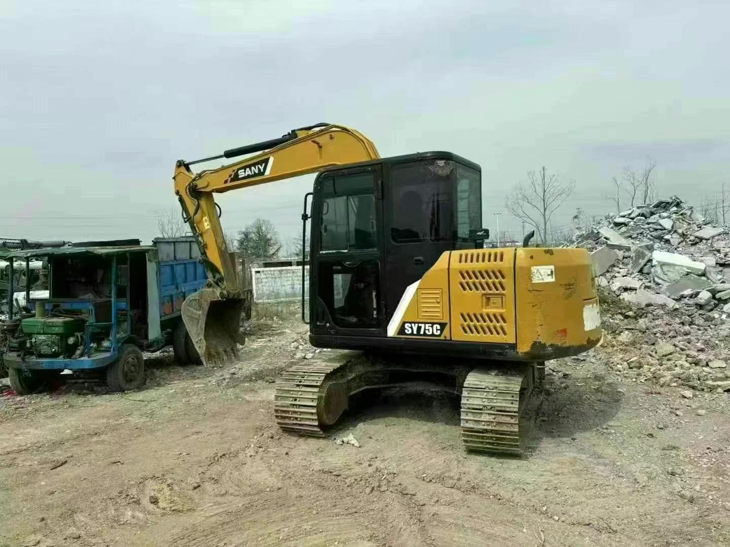 Buy Sany SY75 Used Excavator / 2 Used Sany SY75 Excavator 2017 Model / 2