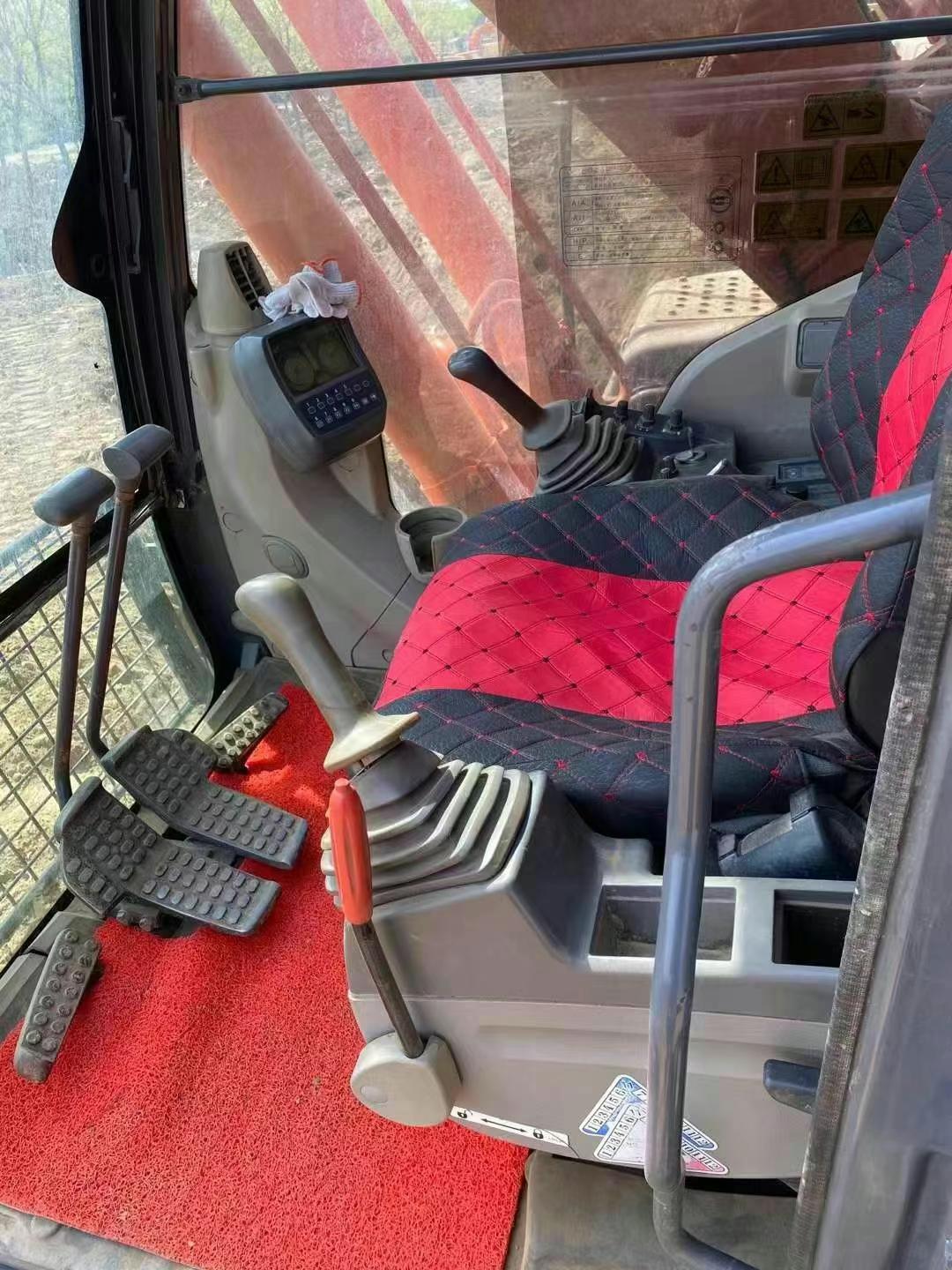 Buy Hitachi ZAXIS200 Used Excavator / 4 Used Hitachi ZAXIS200 Excavator 2016 Model / 4