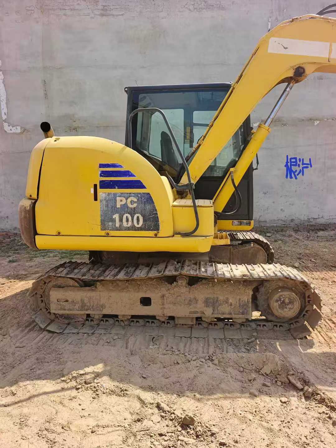 Buy Komatsu PC70-8 Used Excavator / 1