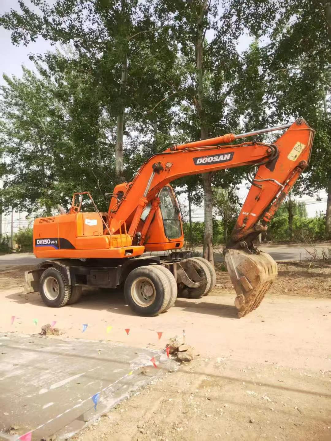 Buy Doosan DX15 Used Excavator / 5 Used Doosan DX15 Excavator 2012 Model / 5