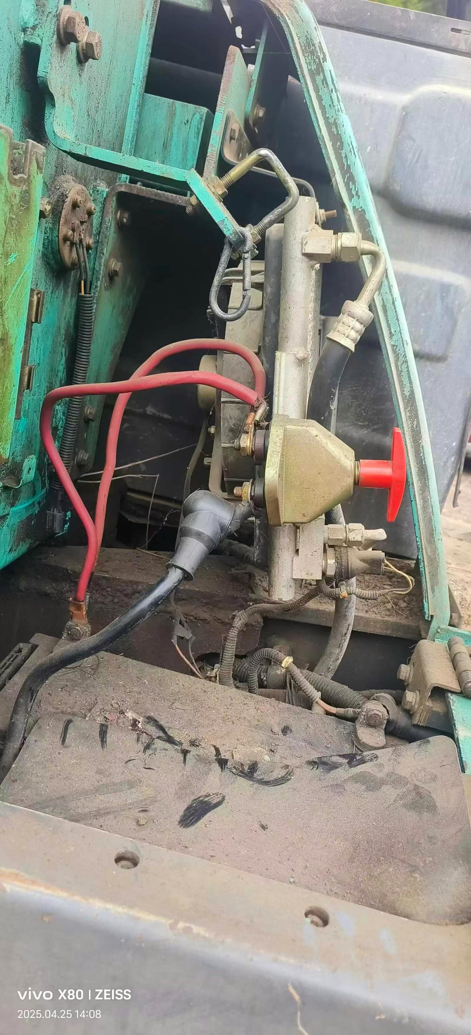 Buy Hyundai HX55 Used Excavator / 4 Used Hyundai HX55 Excavator 2016 Model / 4