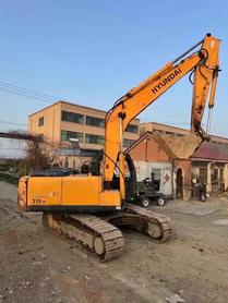 Buy Hyundai R215-7C Used Excavator / 2 Used Hyundai R215-7C Excavator 2011 Model / 2