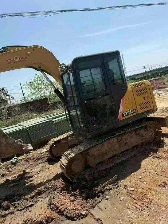 Buy Sany SY75 Used Excavator / 1
