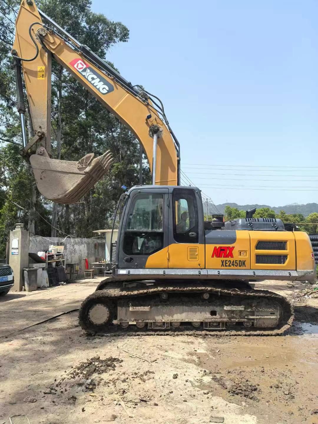 Buy XCMG XE3000 Used Excavator / 6 Used XCMG XE3000 Excavator 2021 Model / 6