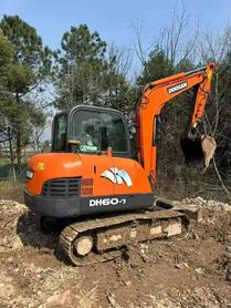 Buy Doosan DX60 Used Excavator / 9 Used Doosan DX60 Excavator 2016 Model / 9