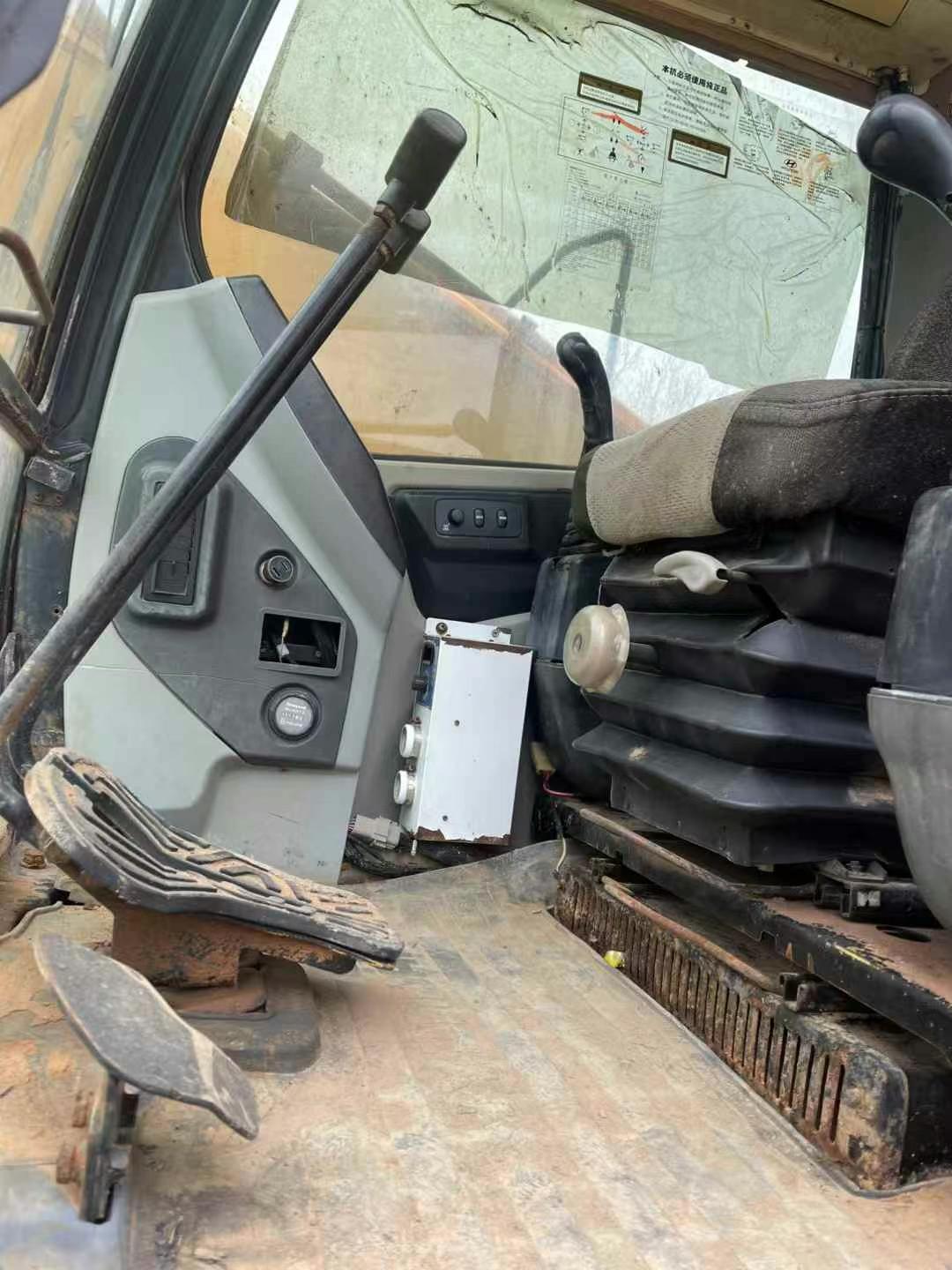 Buy Hyundai R215-7 Used Excavator / 9 Used Hyundai R215-7 Excavator 2013 Model / 9