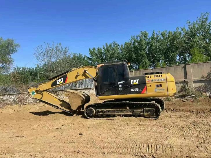 Buy Caterpillar 320D Used Excavator / 1