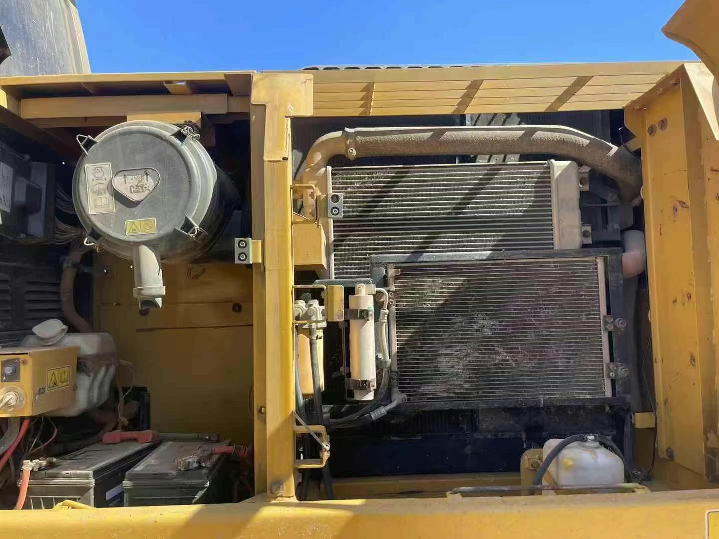 Buy Caterpillar 320D Used Excavator / 5 Used Caterpillar 320D Excavator 2016 Model / 5