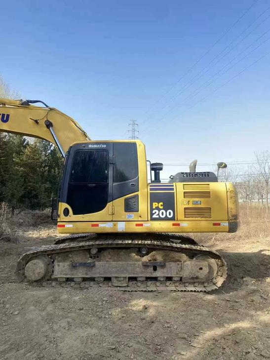 Buy Komatsu PC200 Used Excavator / 1
