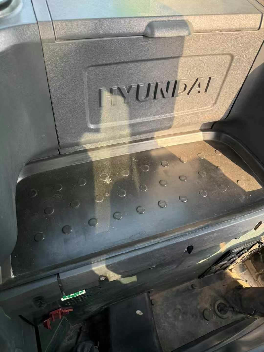 Buy Hyundai R505LVS Used Excavator / 6 Used Hyundai R505LVS Excavator 2021 Model / 6