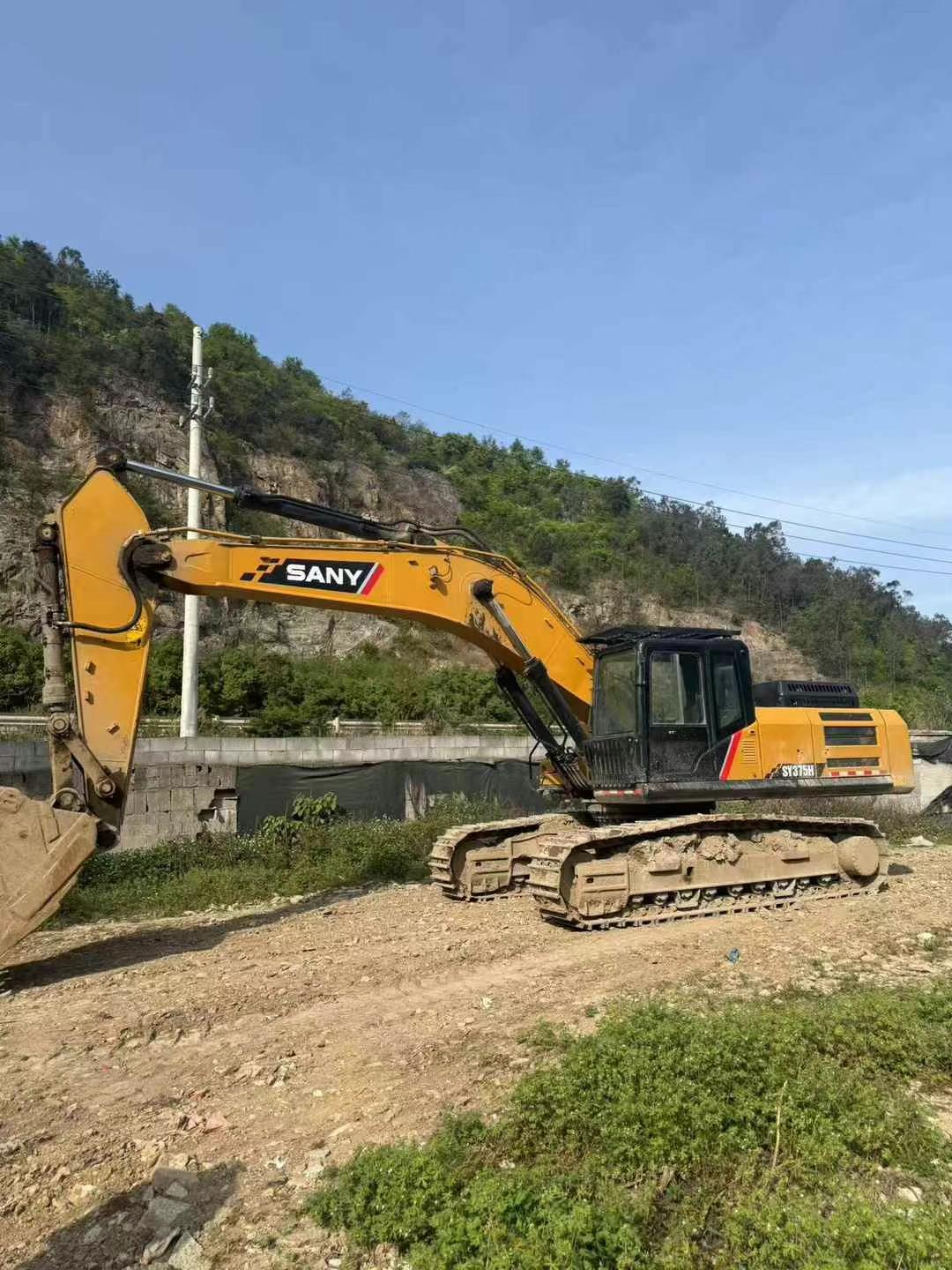 Buy Sany SY75 Used Excavator / 1