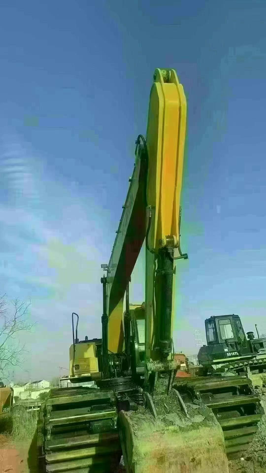 Buy Hyundai R215VSN Used Excavator / 5 Used Hyundai R215VSN Excavator 2018 Model / 5